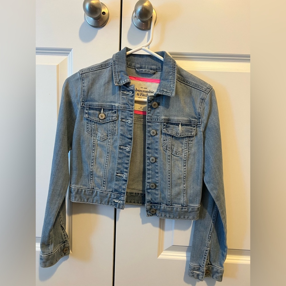 Abercrombie light Jean jacket XS